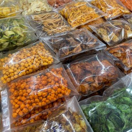 various chips are being sold at traditional markets